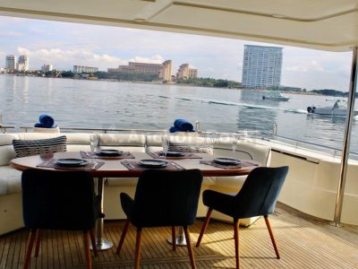 Luxury Yacht Rental In Puerto Vallarta, Jalisco | Ferreti 80
