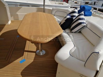 Luxury Yacht Rental In Puerto Vallarta, Jalisco | Ferreti 80