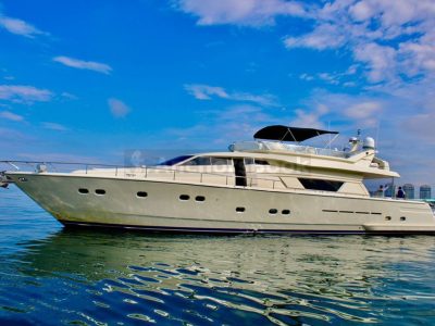 Luxury Yacht Rental In Puerto Vallarta, Jalisco | Ferreti 80