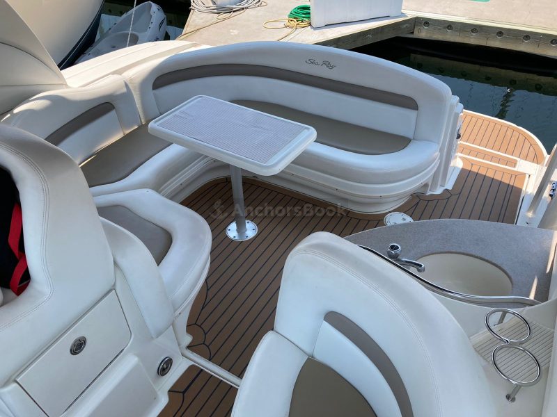 Beautiful SeaRay 34