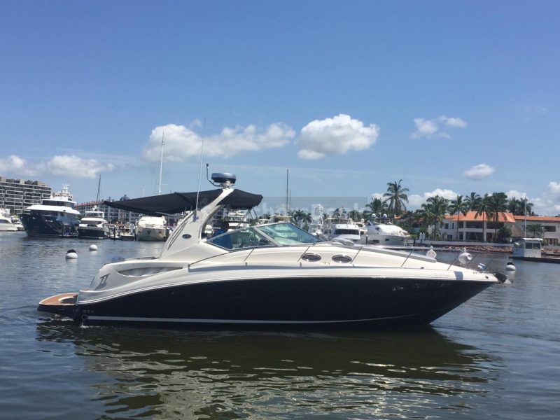 Beautiful SeaRay 34