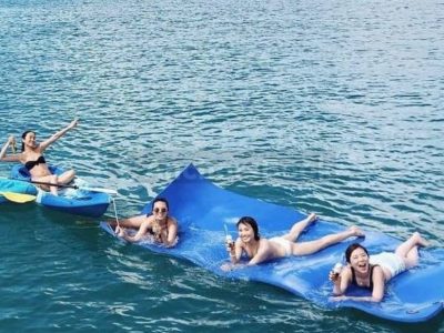 4 Hour Private Yacht Charter to Lazarus Island - SunRise 40ft | With Food, BBQ, Drinks, Watersports & Fishing