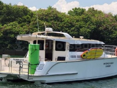 4 Hour Private Yacht Charter - Luxury 40ft Catamaran (Food, BBQ, Drinks, Watersports & Fishing Incl.)