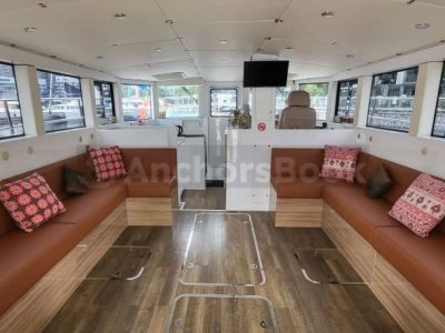 4 Hour Private Yacht Charter - Luxury 40ft Catamaran (Food, BBQ, Drinks, Watersports & Fishing Incl.)