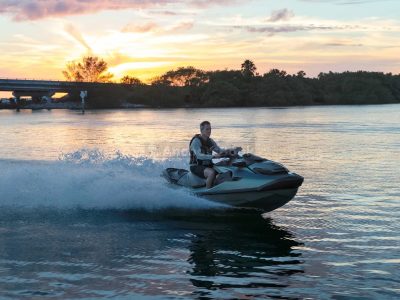 1-7 Day Jet Ski Rental Seadoo GTX 300 In Edmonton, Alberta