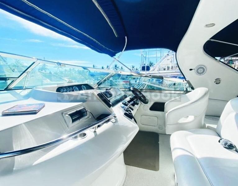 Luxury Yacht Rental In Puerto Vallarta, Jalisco | SeaRay 45