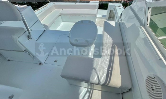 TROJAN 38 FT YACHT IN CANCUN
