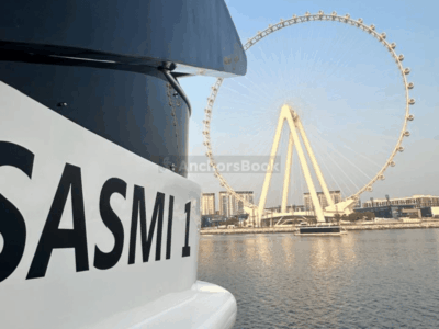 Dubai: Private Luxury Yacht Cruise on a 70-Foot Yacht