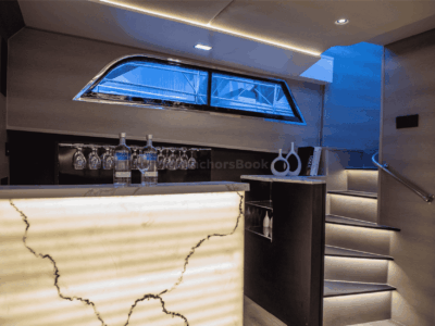 2-4 Hour Birthday Party Package - 64ft Yacht With Cake And Decorations Included
