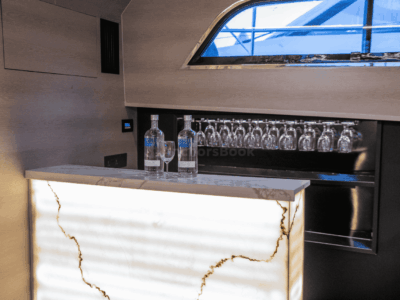 AnchorsBook Fleet: Vogue Luxury Yacht Rental - Hatteras 64ft (22PAX)