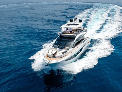 Galeon 640 Fly "FGstar" (68 FT)