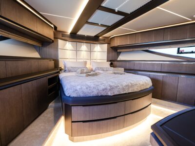 Galeon 640 Fly "FGstar" (68 FT)