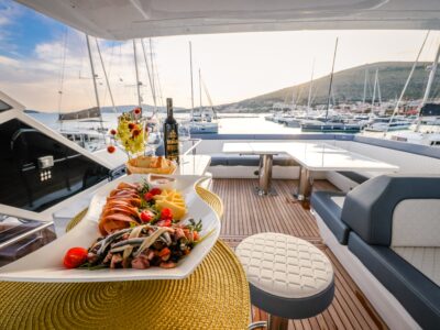 Galeon 640 Fly "FGstar" (68 FT)