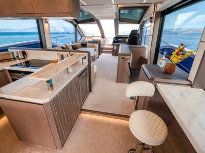 Galeon 640 Fly "FGstar" (68 FT)