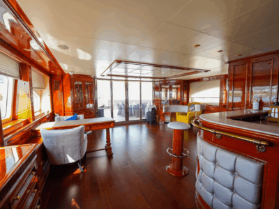 BENETTI 115 ULTRALUXURY YACHT - 55PAX
