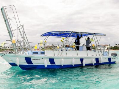 Private 4 hour party boat in Punta Cana