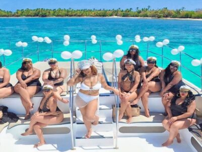 Exclusive Yacht Rental: 5-Star Crew & Captain Provided🥳