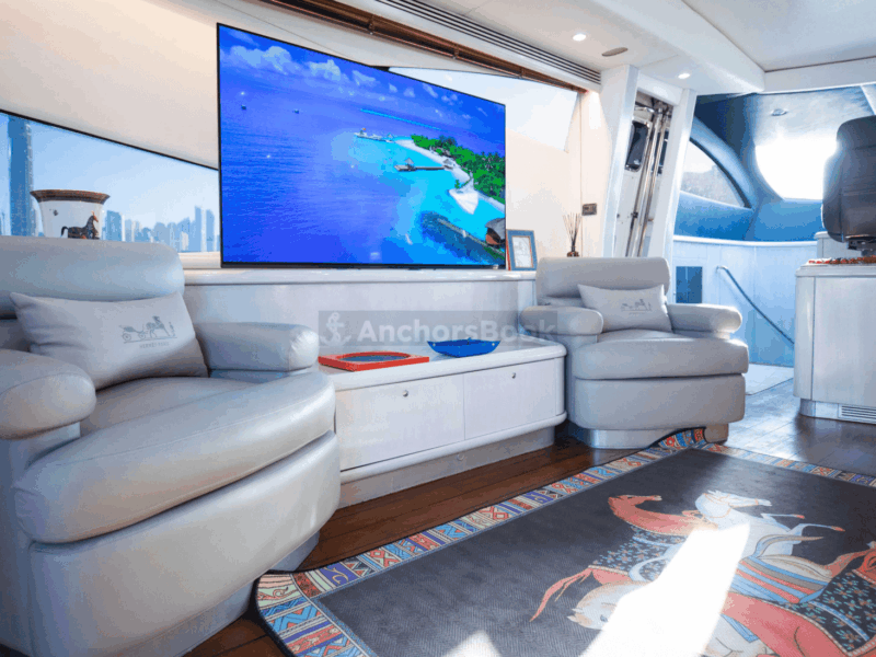 MAJESTIC PEARL 92ft - Dubai Yacht Rental