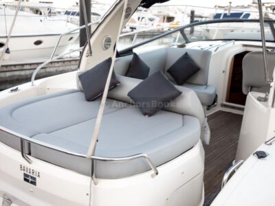 AnchorsBook BMW Yacht – Nora 33ft (8 PAX)