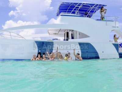 Exclusive Yacht Rental: 5-Star Crew & Captain Provided🥳