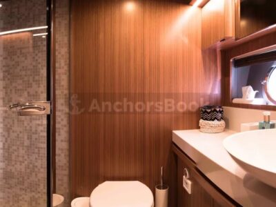 FULL DAY RENTAL - Riva Stander 48ft