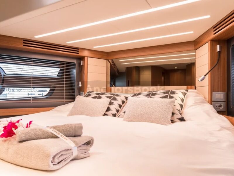 FULL DAY RENTAL - Riva Stander 48ft
