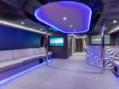 Sweet Caroline Dubai 142ft VIP Mega Yacht - Up To 150 Guests