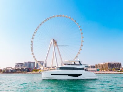 3-6 Hour Birthday Party 62ft Yacht With Cake, Decorations & Drinks Included – Dinner Optional – (Up to 25PAX)