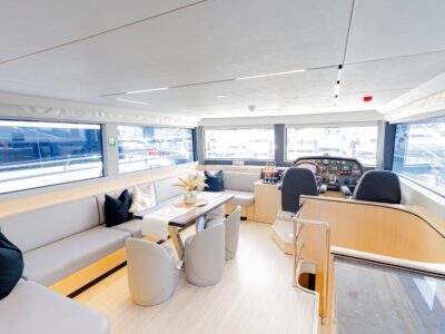 3-6 Hour Birthday Party 62ft Yacht With Cake, Decorations & Drinks Included – Dinner Optional – (Up to 25PAX)