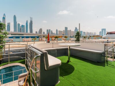 Sweet Caroline Dubai 142ft VIP Mega Yacht - Up To 150 Guests