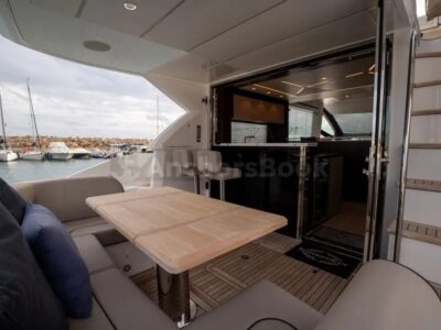 MULTIPLE HOURS RENTAL - Sunseeker Manhattan 55ft