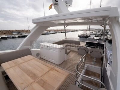 MULTIPLE HOURS RENTAL - Sunseeker Manhattan 55ft