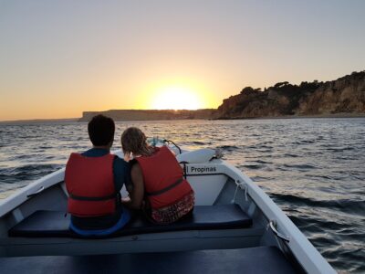 Shared Group SUNSET Boat Tour from Lagos to Ponta da Piedade with Local Guide