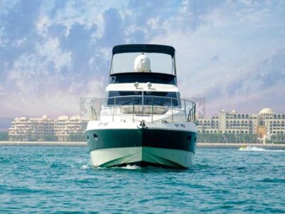 Dubai 52ft Yacht Rental For Up To 15 Guests