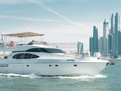 4-6 Hour Birthday Party 58ft Yacht - Includes: 🎂Cake, 🎈Decorations, 🥂Unlimited Alcohol & Soft Drinks