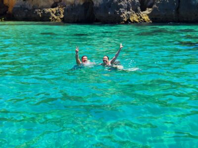 Boat Rental with Local Skipper to Visit the Coast of Lagos (includes Cave Tour, Swimming, Snorkeling & Relaxing)