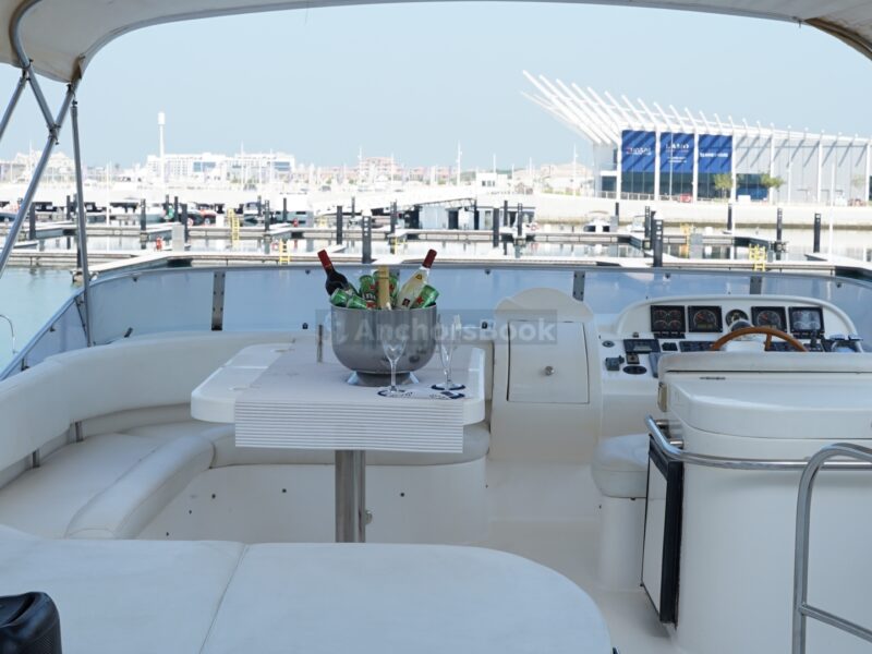 4-6 Hour Birthday Party 56ft 24PAX L Yacht - Includes: 🎂Cake, 🎈Decorations, 🥂Unlimited Alcohol & Soft Drinks