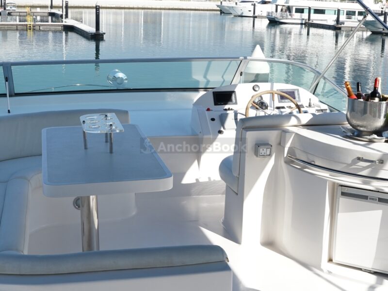 4-6 Hour Birthday Party 56ft 24PAX L Yacht - Includes: 🎂Cake, 🎈Decorations, 🥂Unlimited Alcohol & Soft Drinks