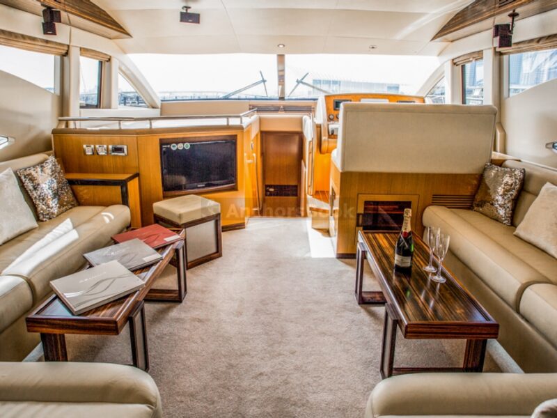 4-6 Hour Birthday Party 56ft 24PAX L Yacht - Includes: 🎂Cake, 🎈Decorations, 🥂Unlimited Alcohol & Soft Drinks