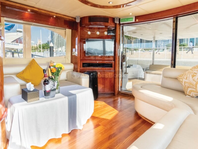 Yacht 61ft | Free 🥂 Unlimited Alcohol + Soft Drinks Included - Book 3 Hr Get 1 Hr Free Offer