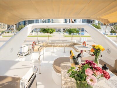 Yacht 61ft | Free 🥂 Unlimited Alcohol + Soft Drinks Included - Book 3 Hr Get 1 Hr Free Offer