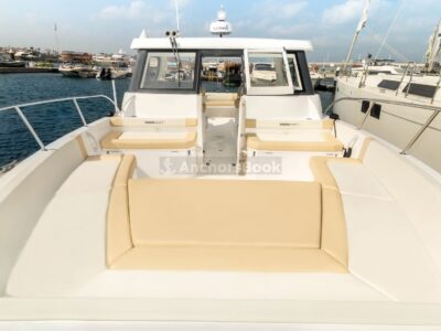 Speedboat 36ft | Book 3+ Hr Get 1 Hr Free Offer