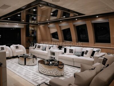 Dubai AK Royalty 136ft Palmer Johnson - 25 VIP Guests