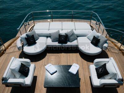 Dubai AK Royalty 136ft Palmer Johnson - 25 VIP Guests