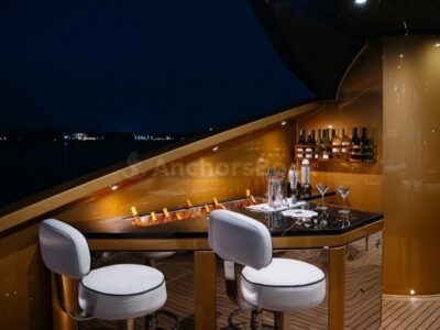 Dubai AK Royalty 136ft Palmer Johnson - 25 VIP Guests