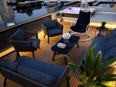 Into The Blue - 60ft Private Houseboat With Jacuzzi For Up To 15 Guests