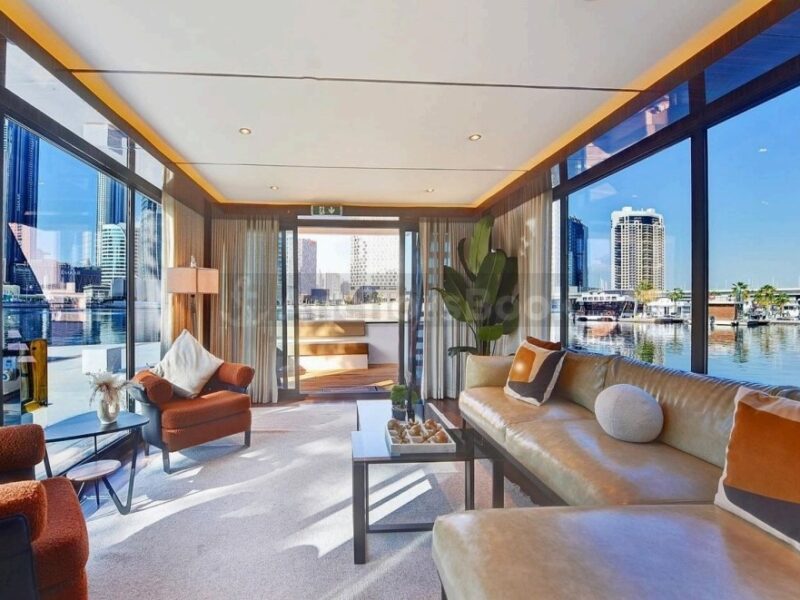 Into The Blue - 60ft Private Houseboat With Jacuzzi For Up To 15 Guests