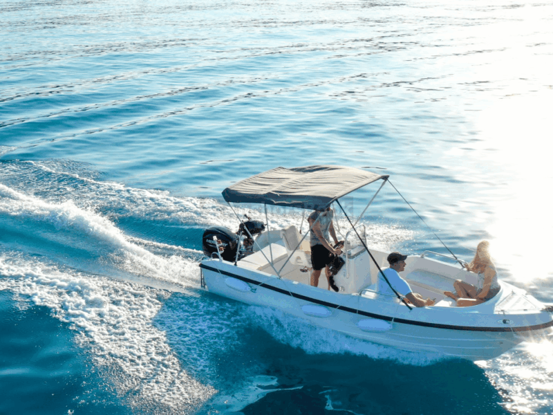 16ft Bareboat Rental In Milos