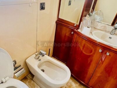 Majesty 70ft – Private Group Yacht Rental