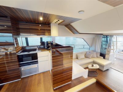 Ferretti 670 - Luxury 5 Stars VIP Private Group Yacht Rental